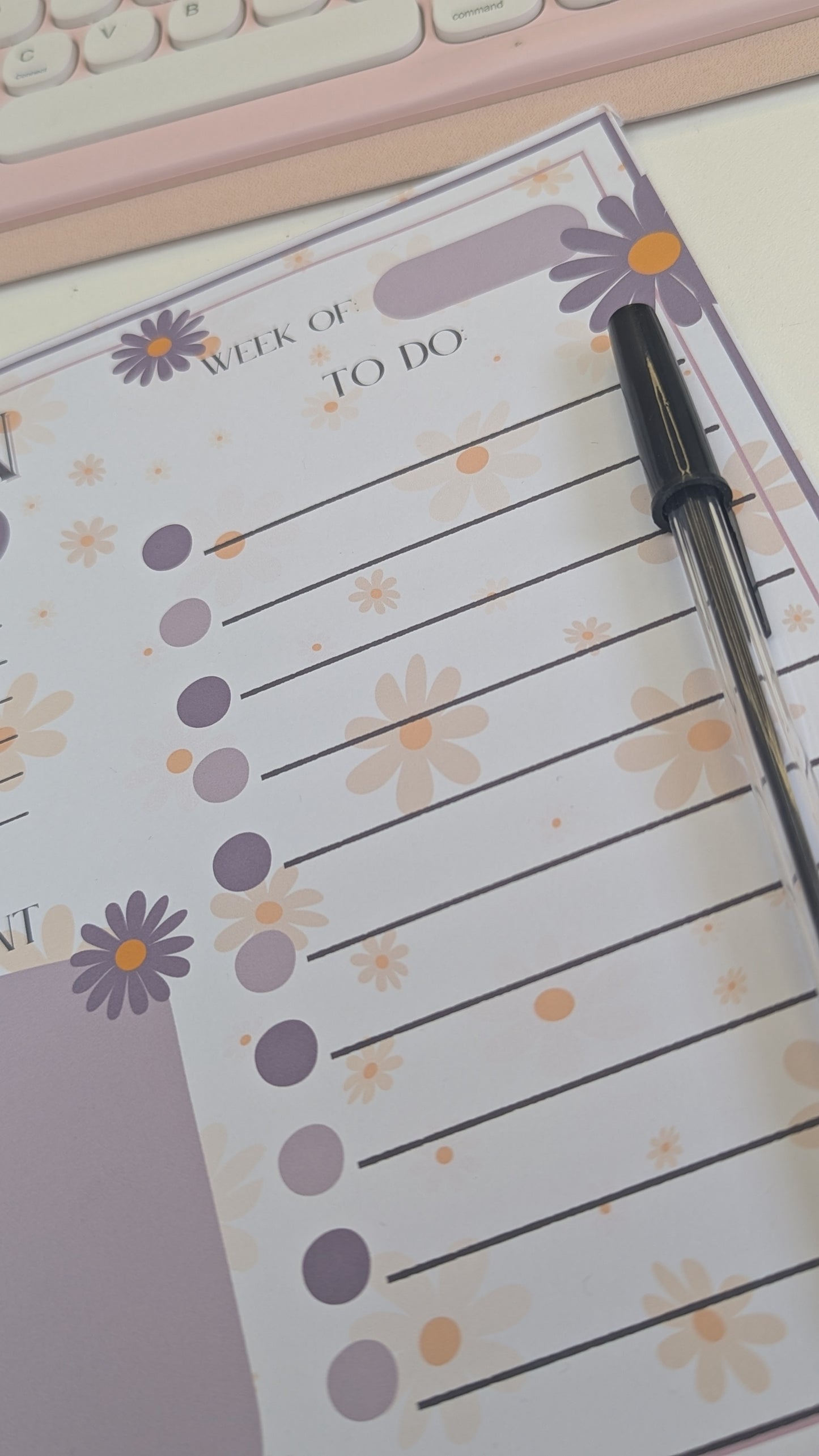 A4 daisy design this weeks plan desk pad 50 page