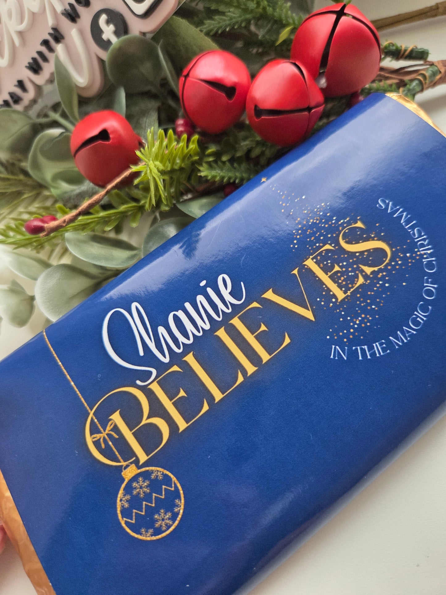 Festive chocolate bar wrapper