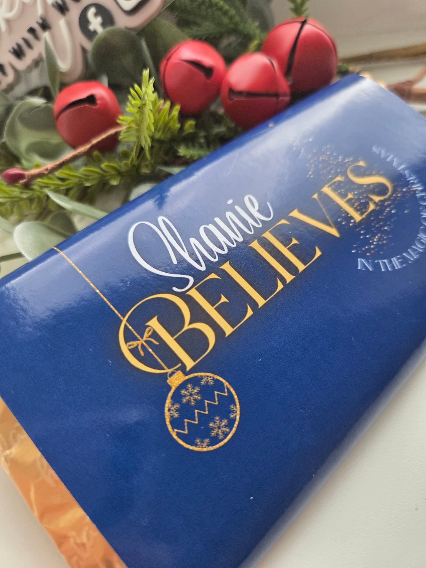 Festive chocolate bar wrapper