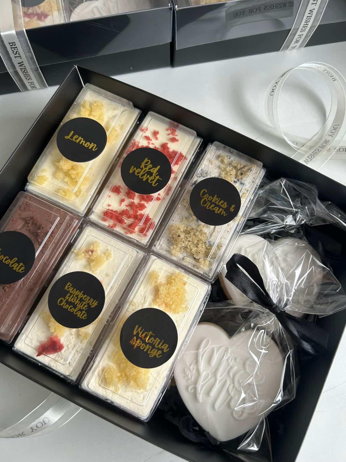 Elegant gloss cake stickers in standard or foil