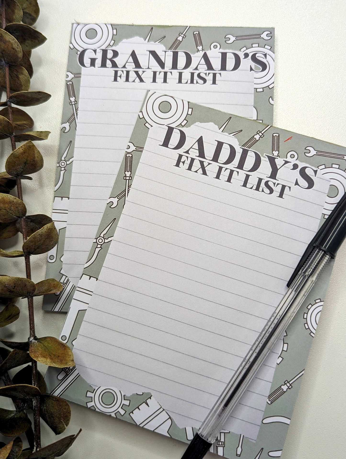 Daddy's, Grandad Father's Day gift Fix it list tear off gummed notepad