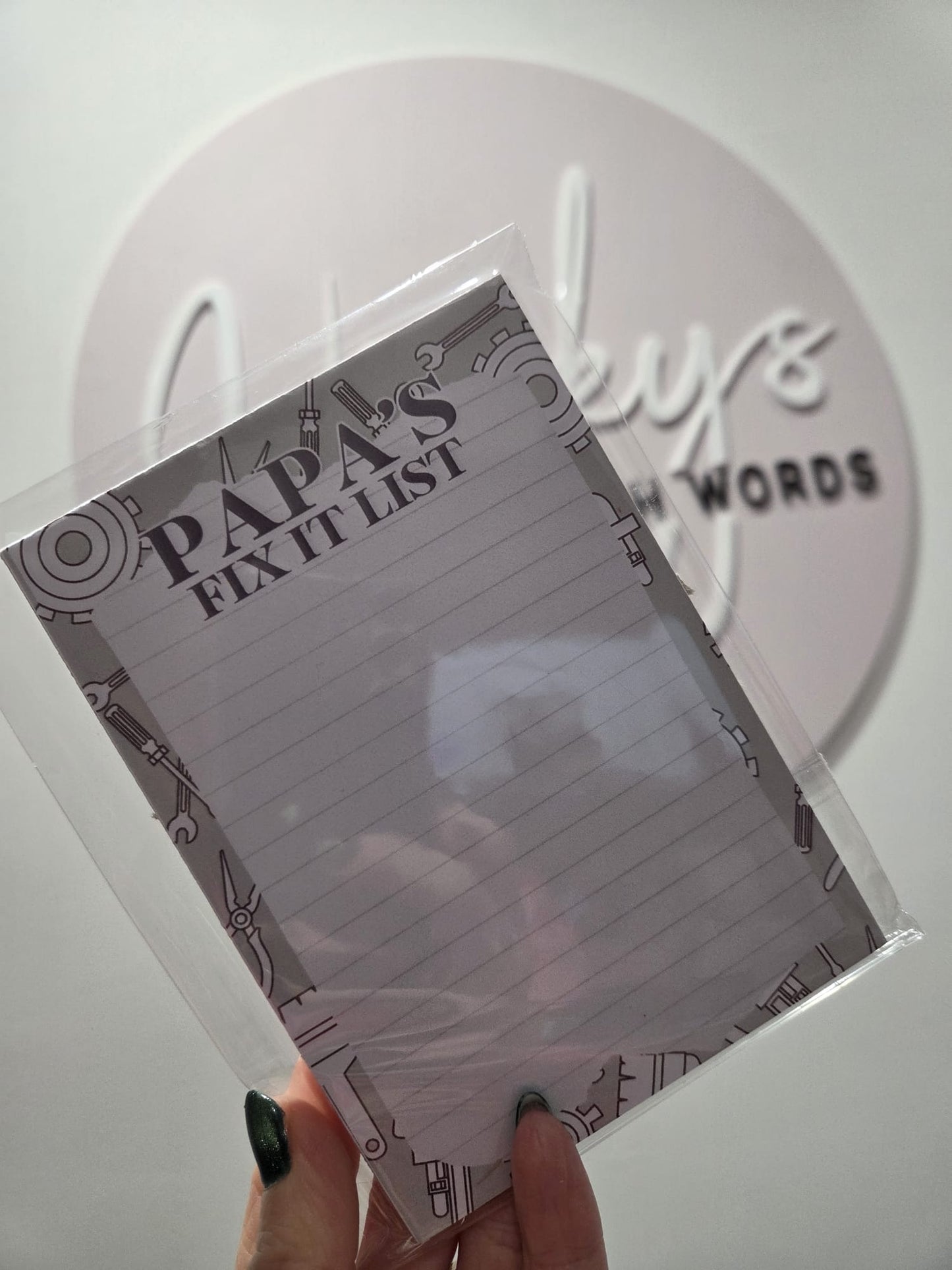 Daddy's, Papa's fix it list tear off pad .