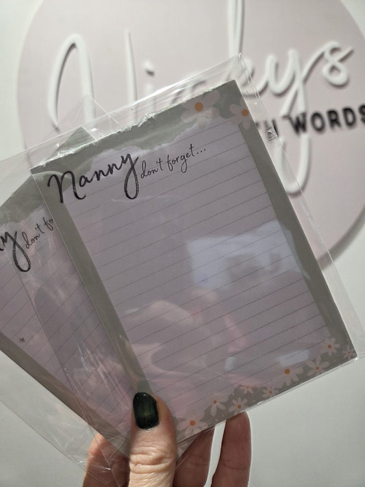 Green daisy design don't  forget tear off pad